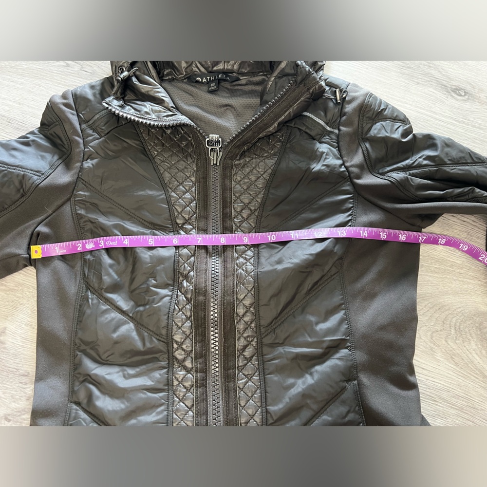 Athleta Rock Ridge PrimaLoft Jacket, Black SIZE XS - Picture 5 of 8